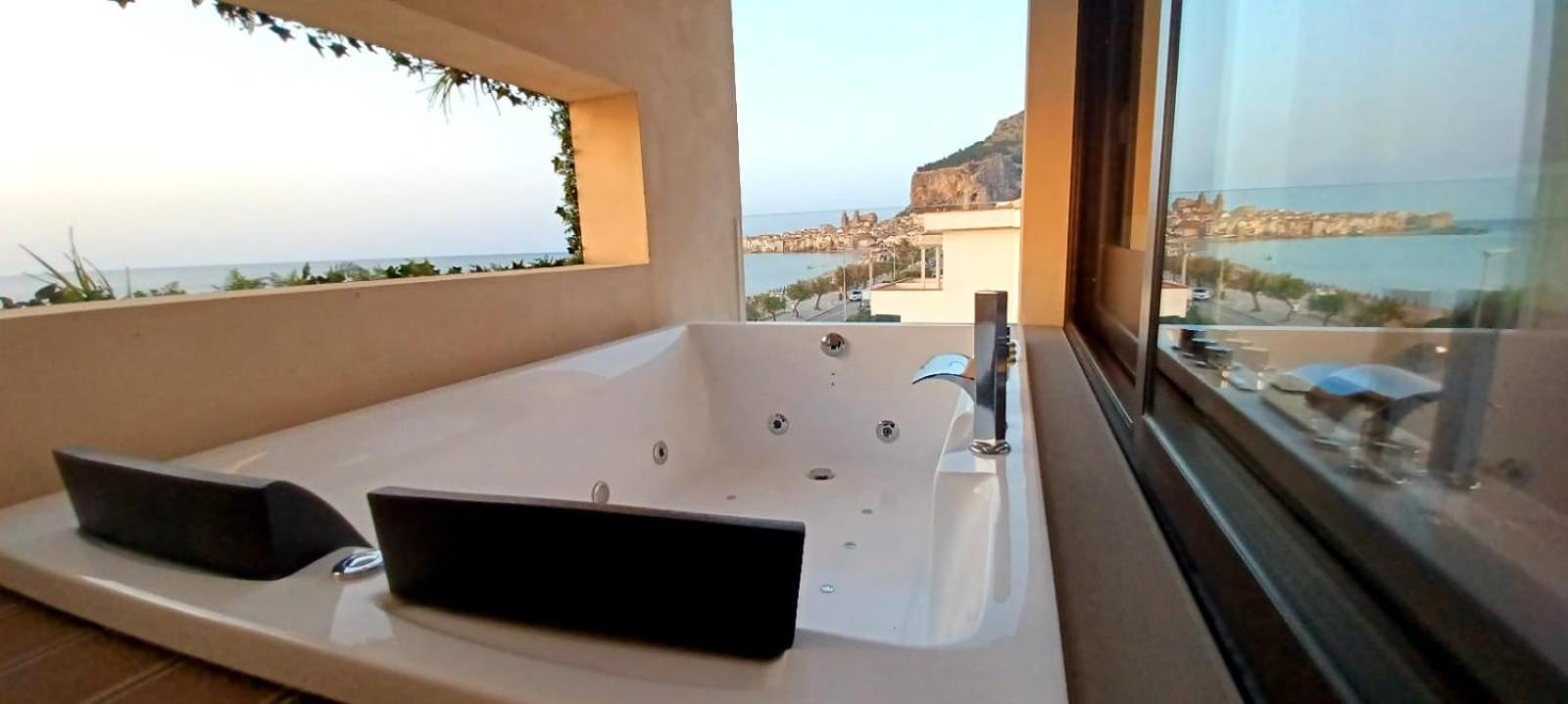 Sunset Hotel 체팔루 외부 사진